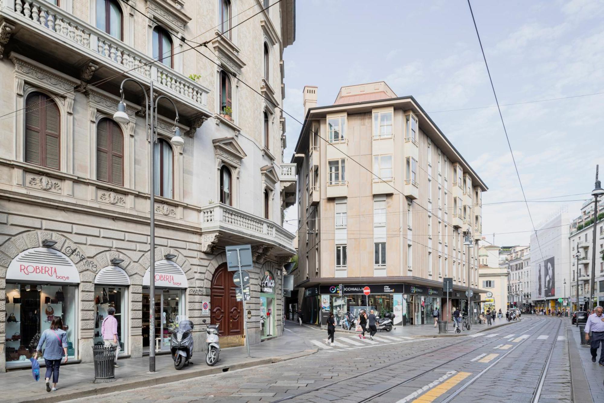 Easylife - Accogliente Monolocale In Via Torino, Posizione Perfetta Per Scoprire La Citta Apartment มิลาน ภายนอก รูปภาพ